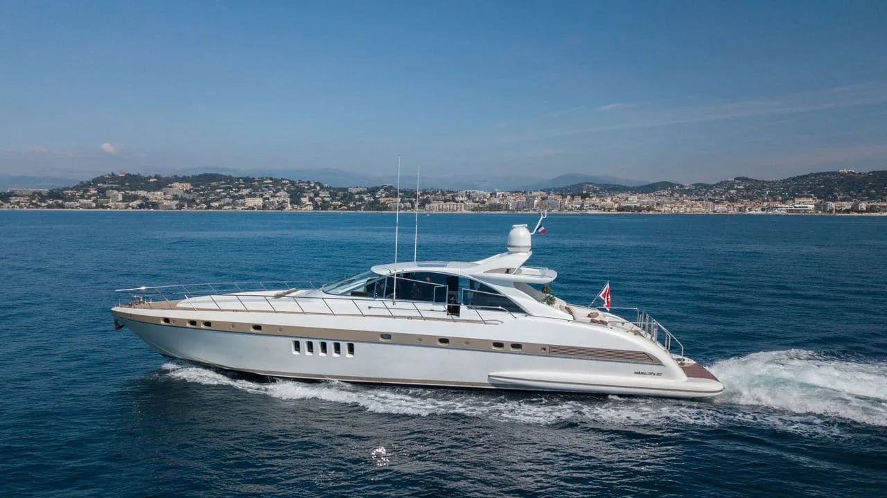 MR M - photo 2 location yacht Monaco