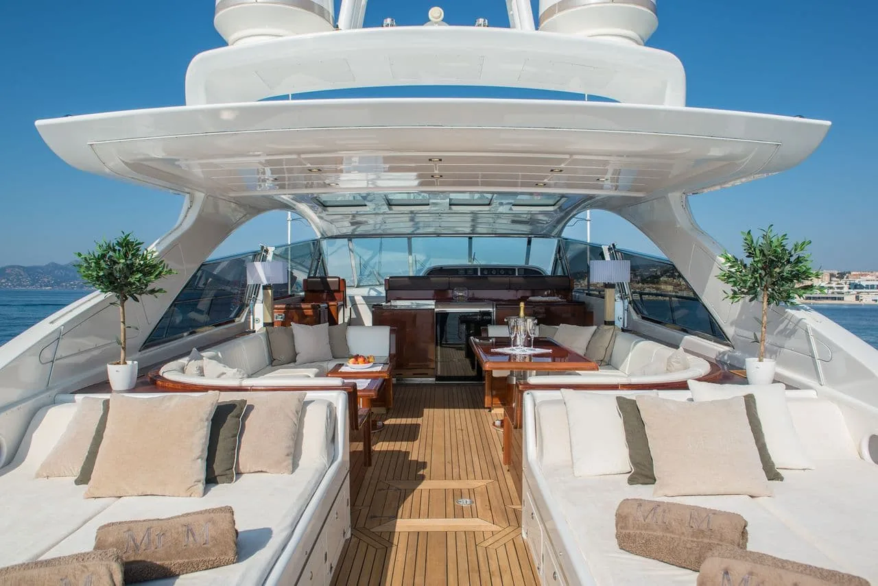 MR M - photo 7 location yacht Monaco