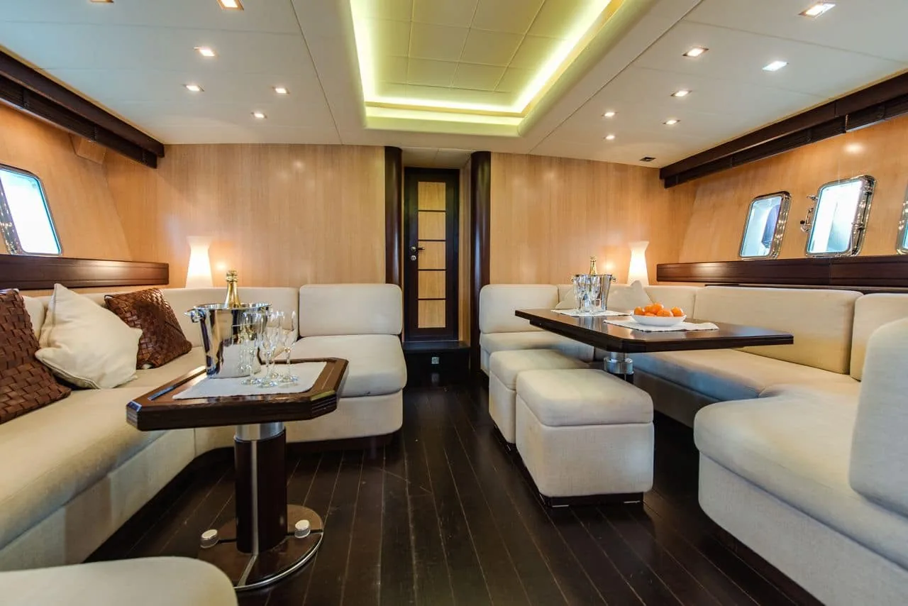 MR M - photo 14 location yacht Monaco