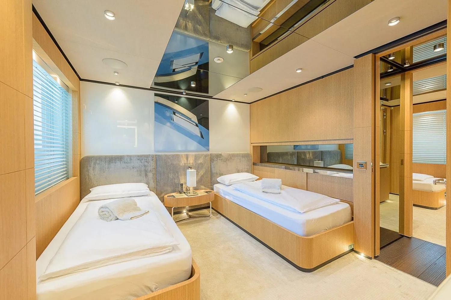 MR T - photo 32 location yacht Monaco