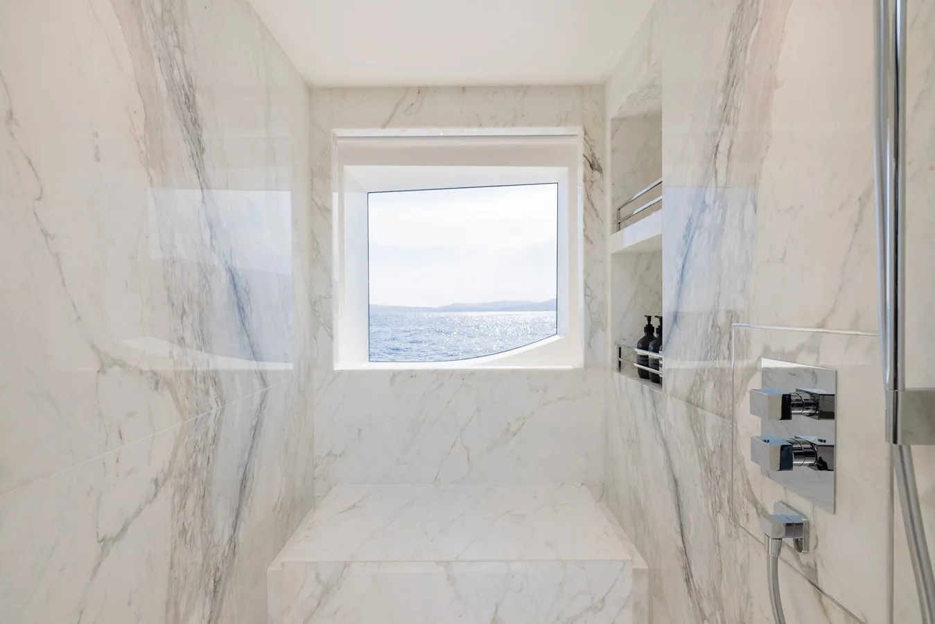 OLIVIA - photo 13 location yacht Monaco