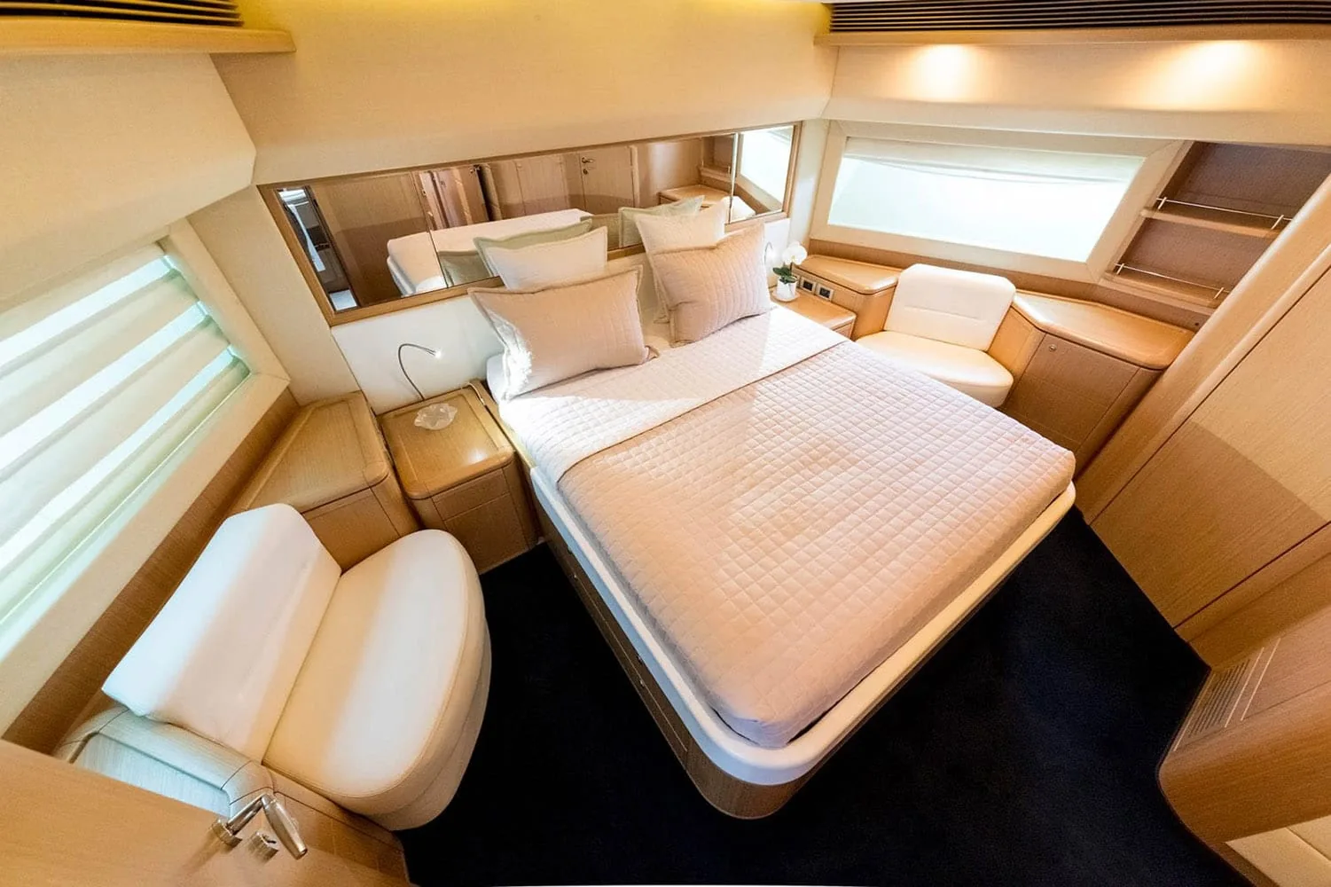 PORTHOS - photo 32 location yacht Monaco