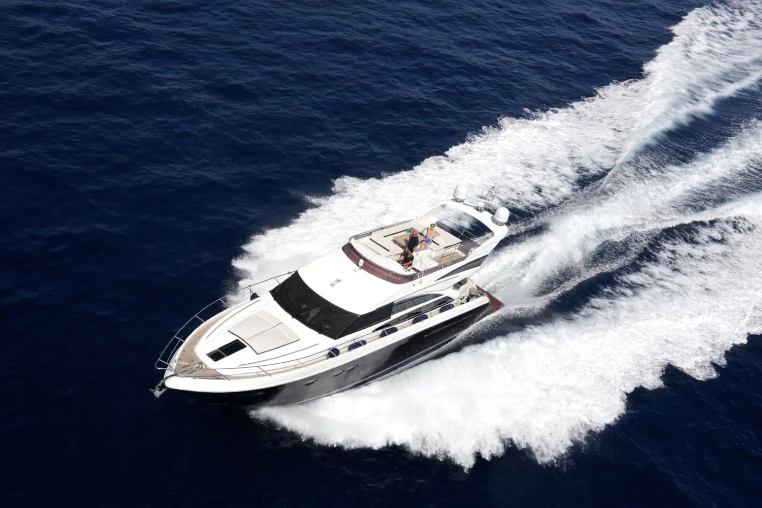 PRINCESS V64 - photo 5 location yacht Monaco
