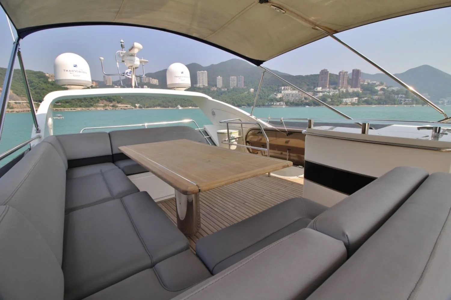 PRINCESS V64 - photo 9 location yacht Monaco