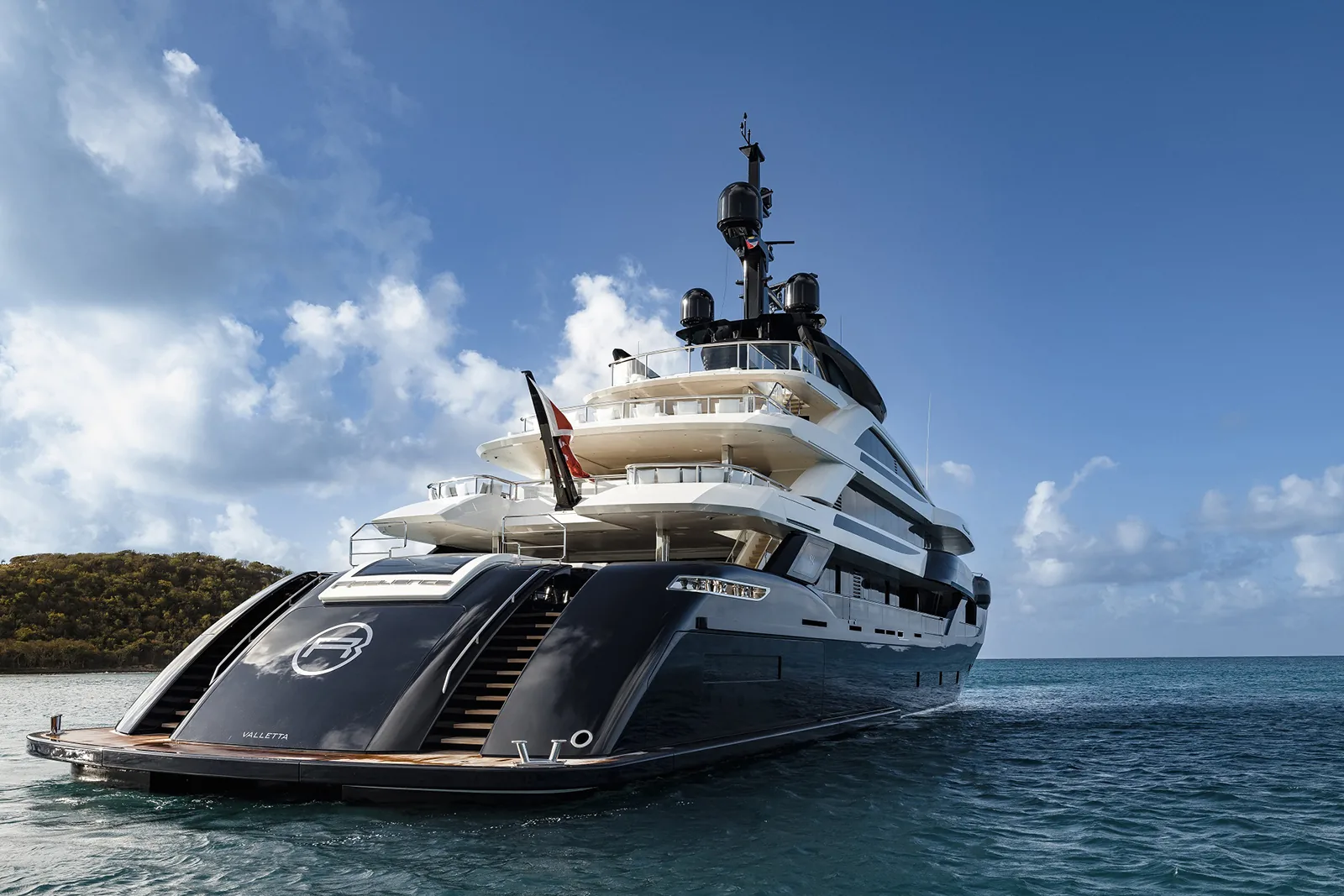 RESILIENCE - photo 3 location yacht Monaco
