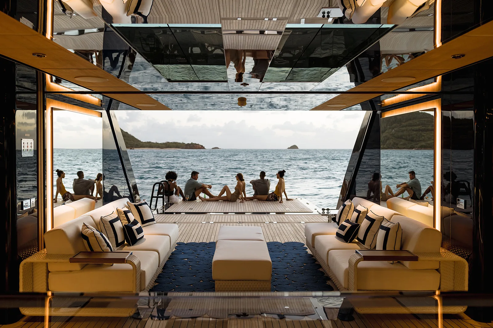 RESILIENCE - photo 12 location yacht Monaco
