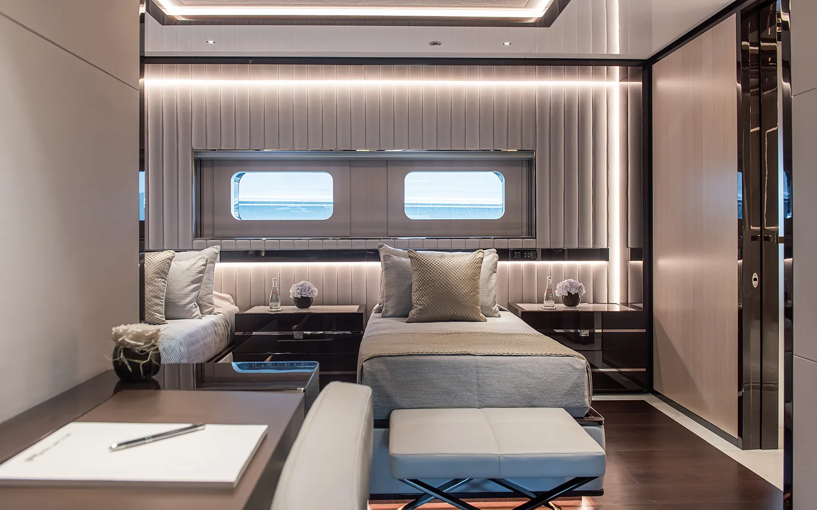 RESILIENCE - photo 34 location yacht Monaco