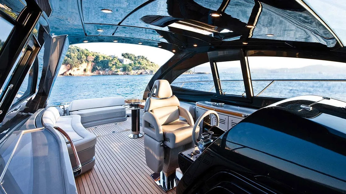 RIVA VERTIGO 63 - photo 3 location yacht Monaco