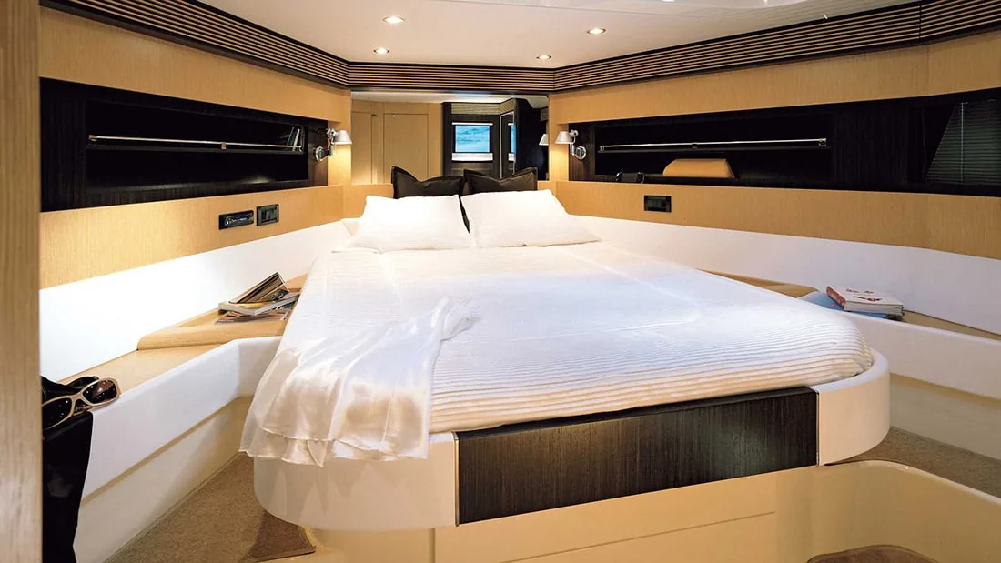 RIVA VERTIGO 63 - photo 6 location yacht Monaco