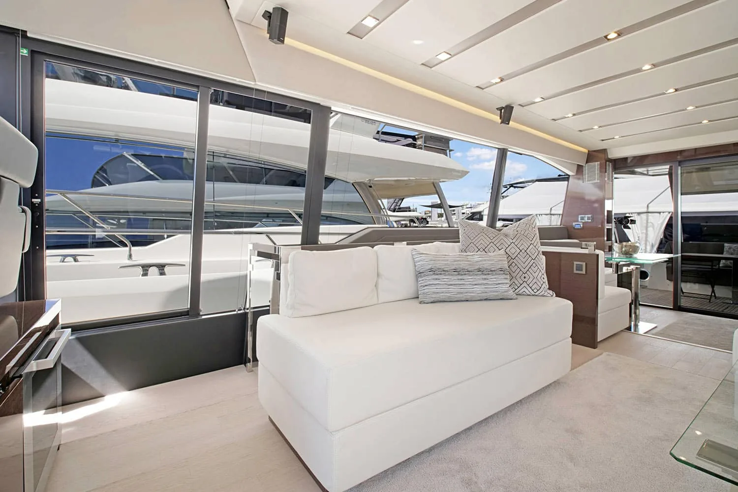 ROMY ONE - photo 19 location yacht Monaco