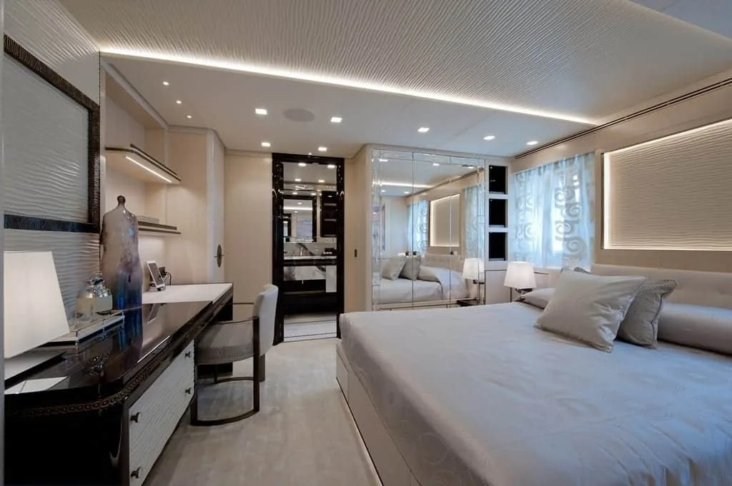 SCORPION - photo 22 location yacht Monaco