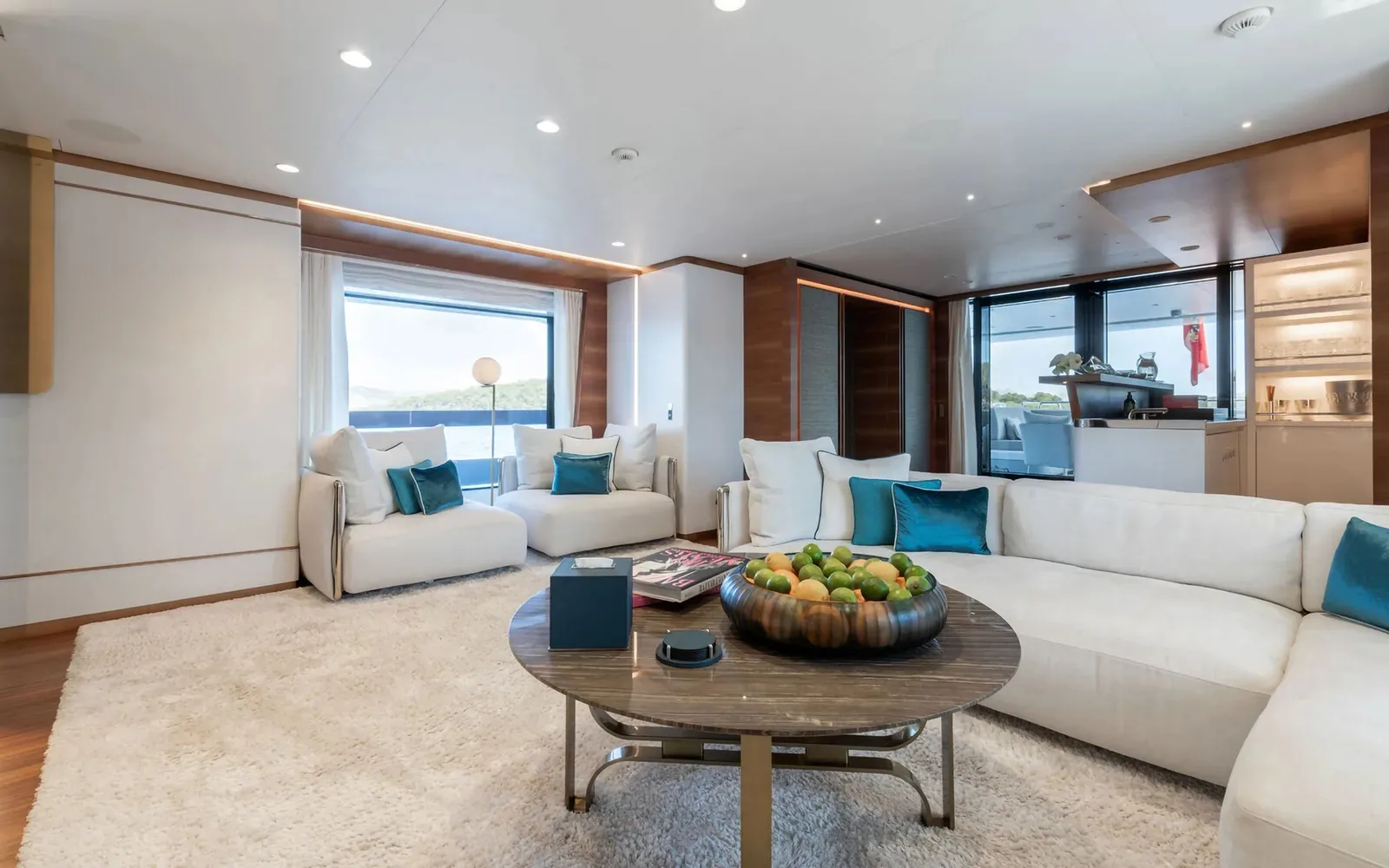 SILVER FOX - photo 17 location yacht Monaco