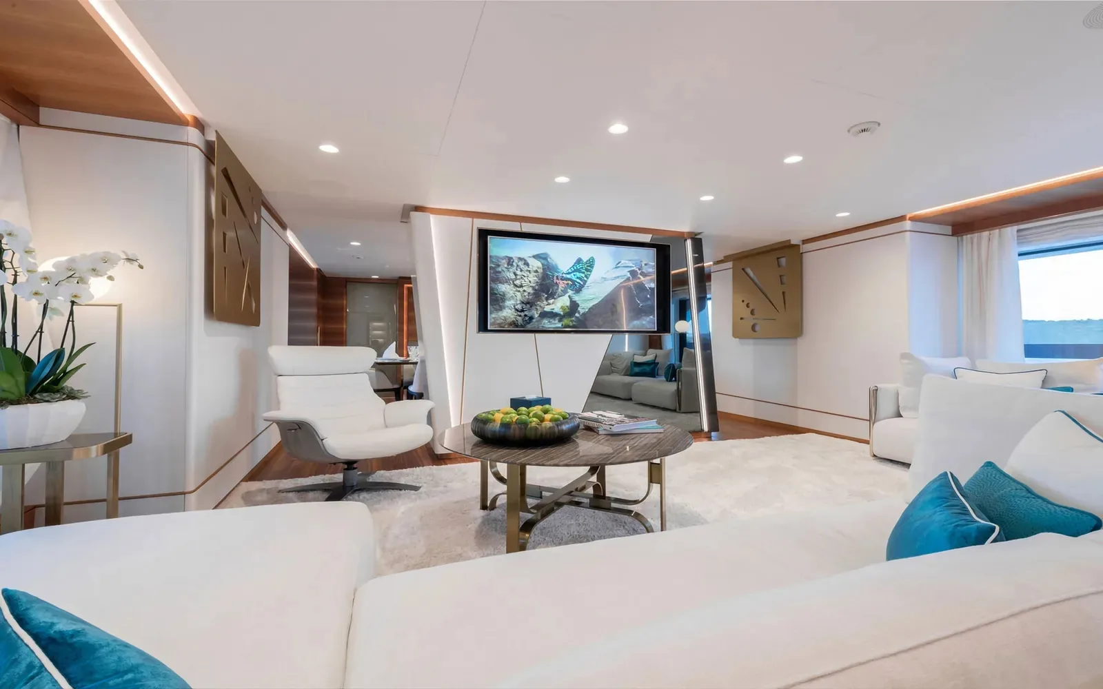 SILVER FOX - photo 18 location yacht Monaco