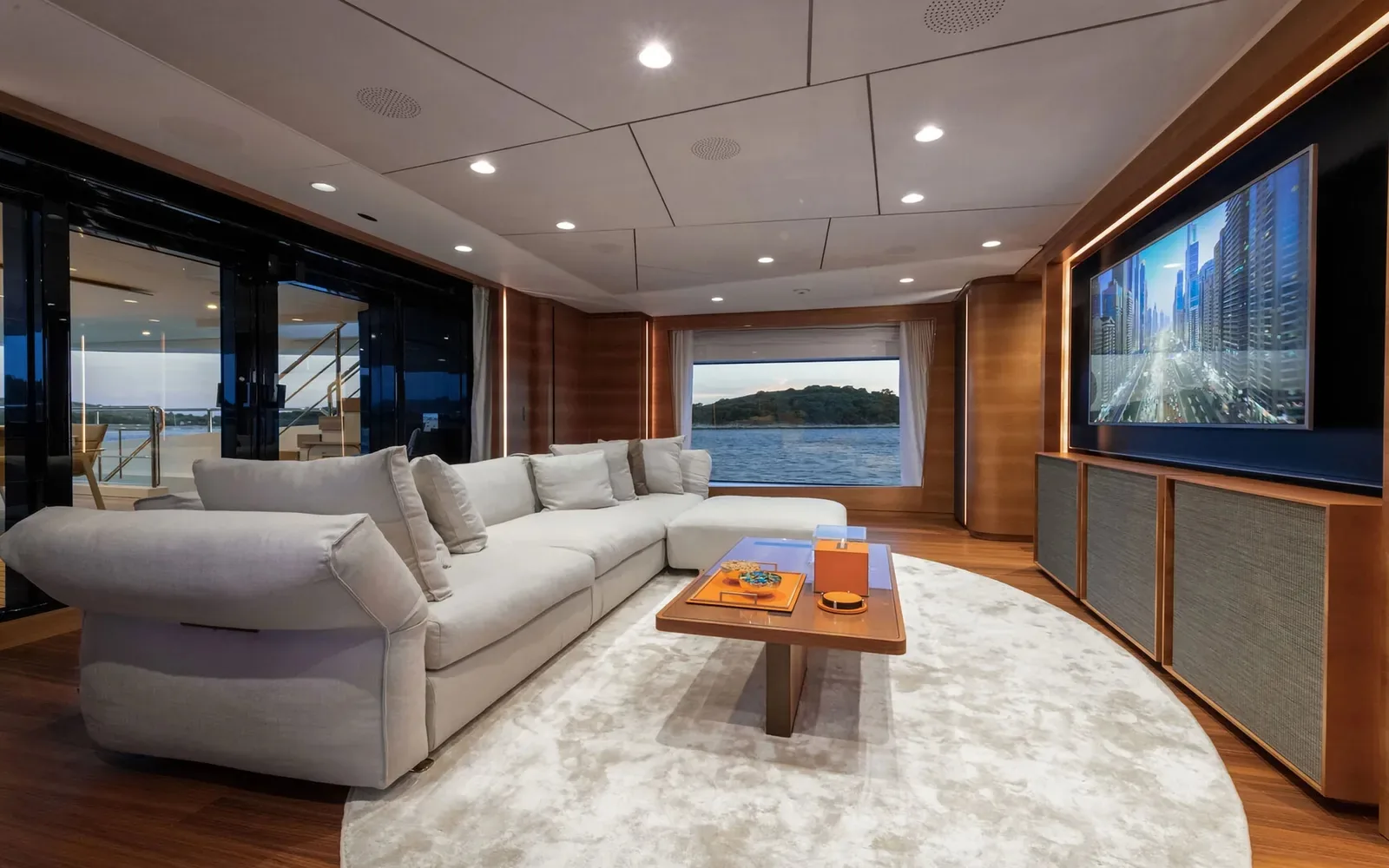 SILVER FOX - photo 21 location yacht Monaco