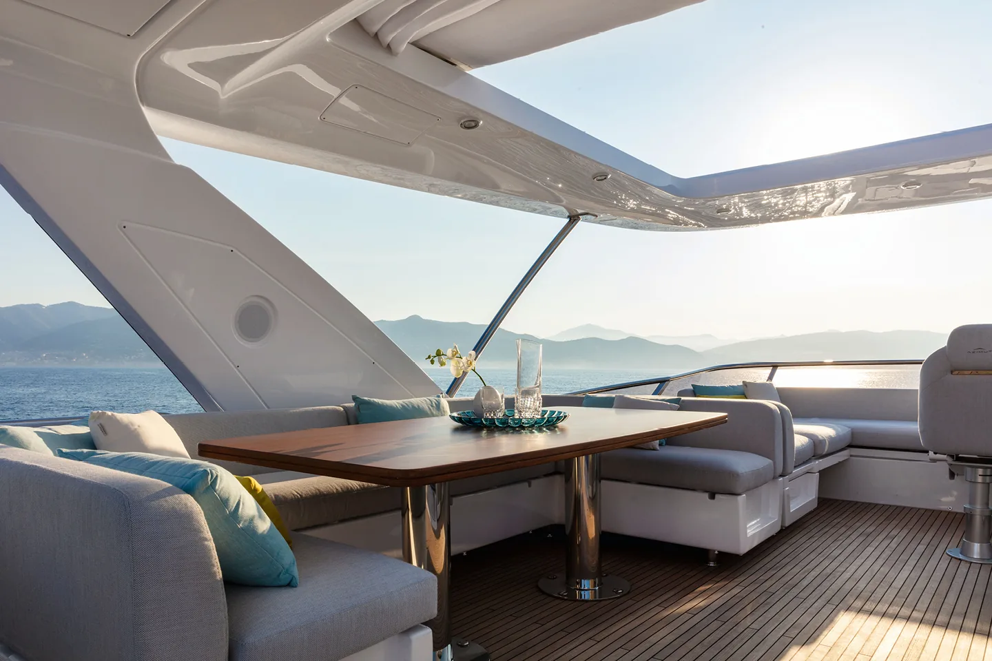 SOLSTICE - photo 14 location yacht Monaco