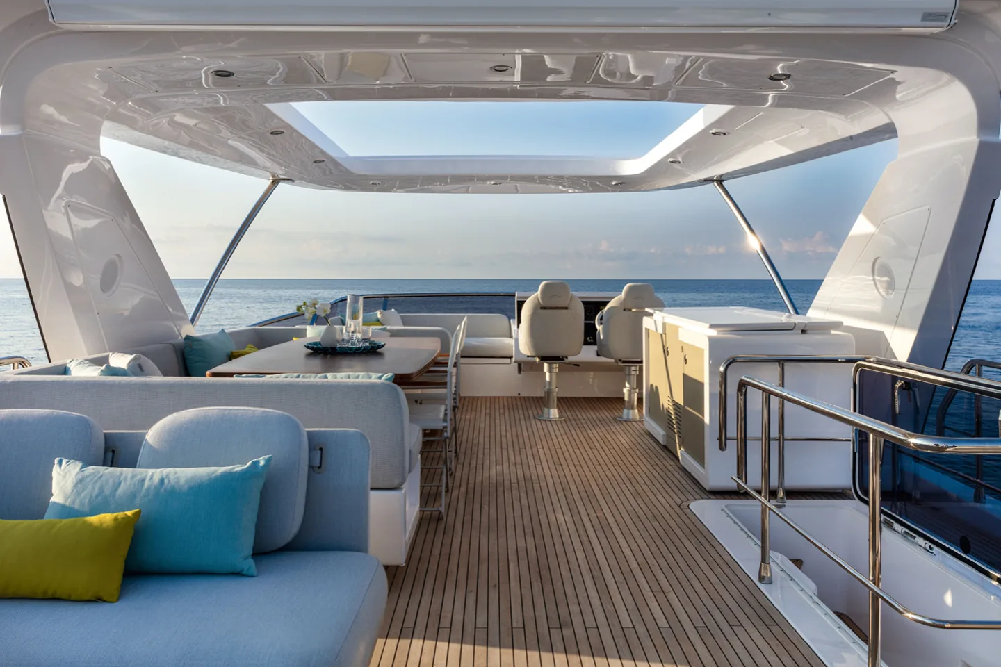 SOLSTICE - photo 16 location yacht Monaco