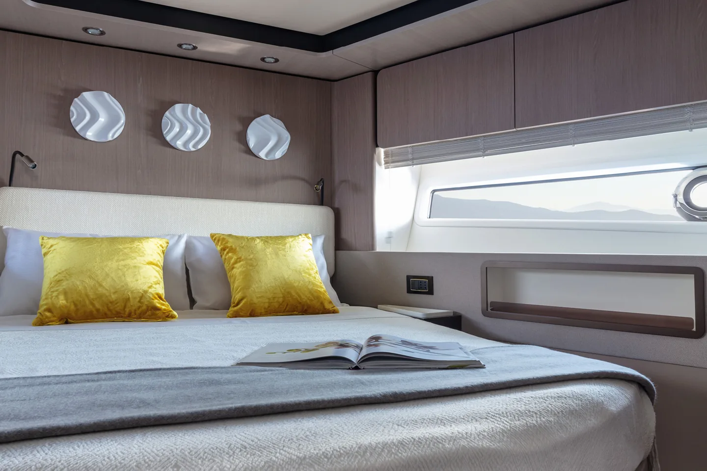SOLSTICE - photo 30 location yacht Monaco