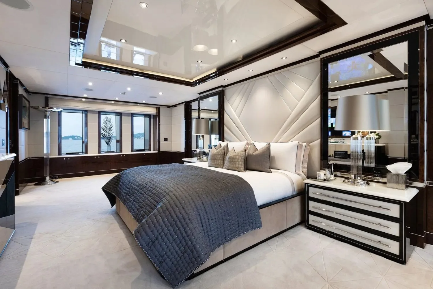 SOUNDWAVE - photo 3 location yacht Monaco