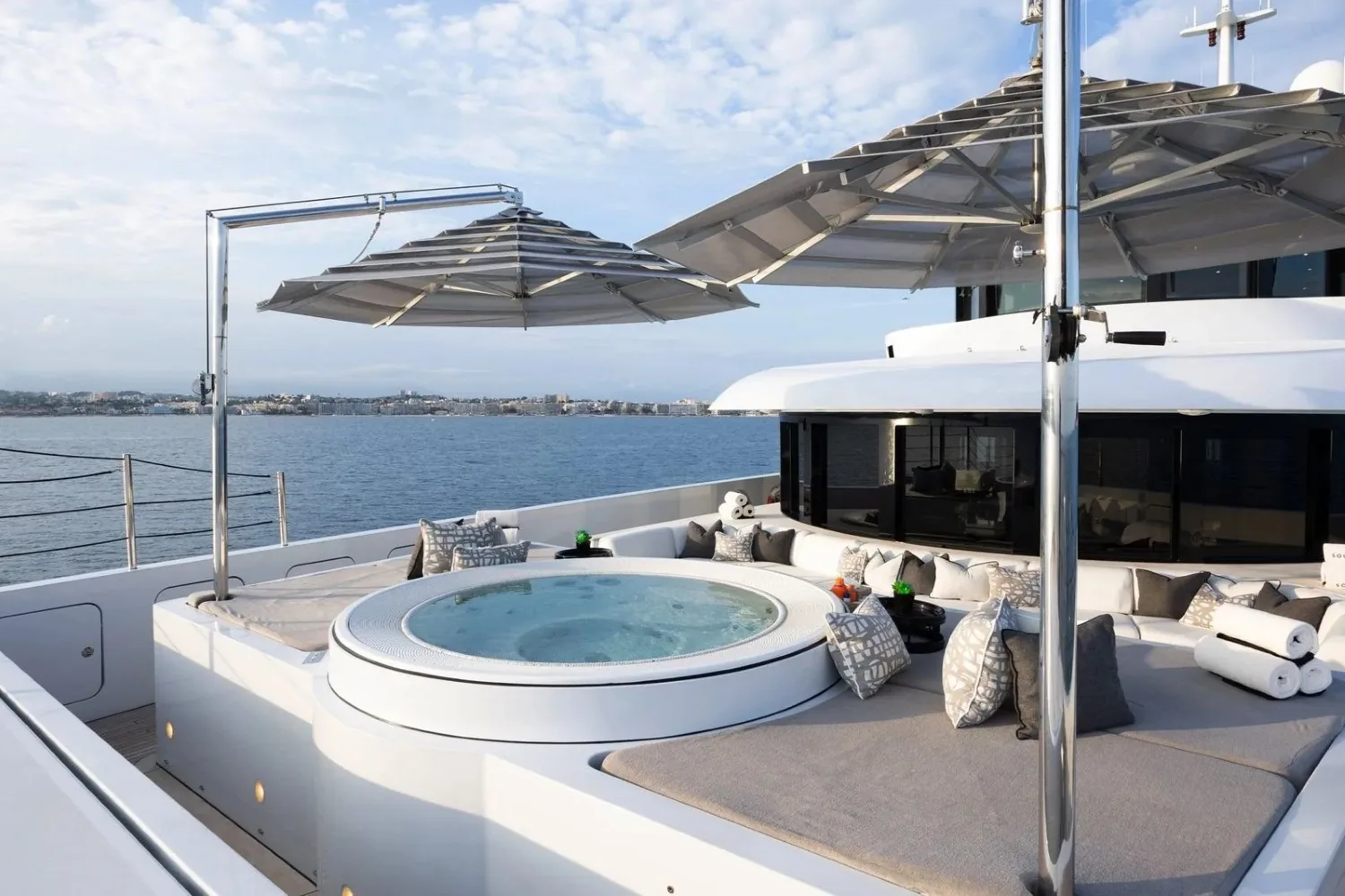 SOUNDWAVE - photo 25 location yacht Monaco