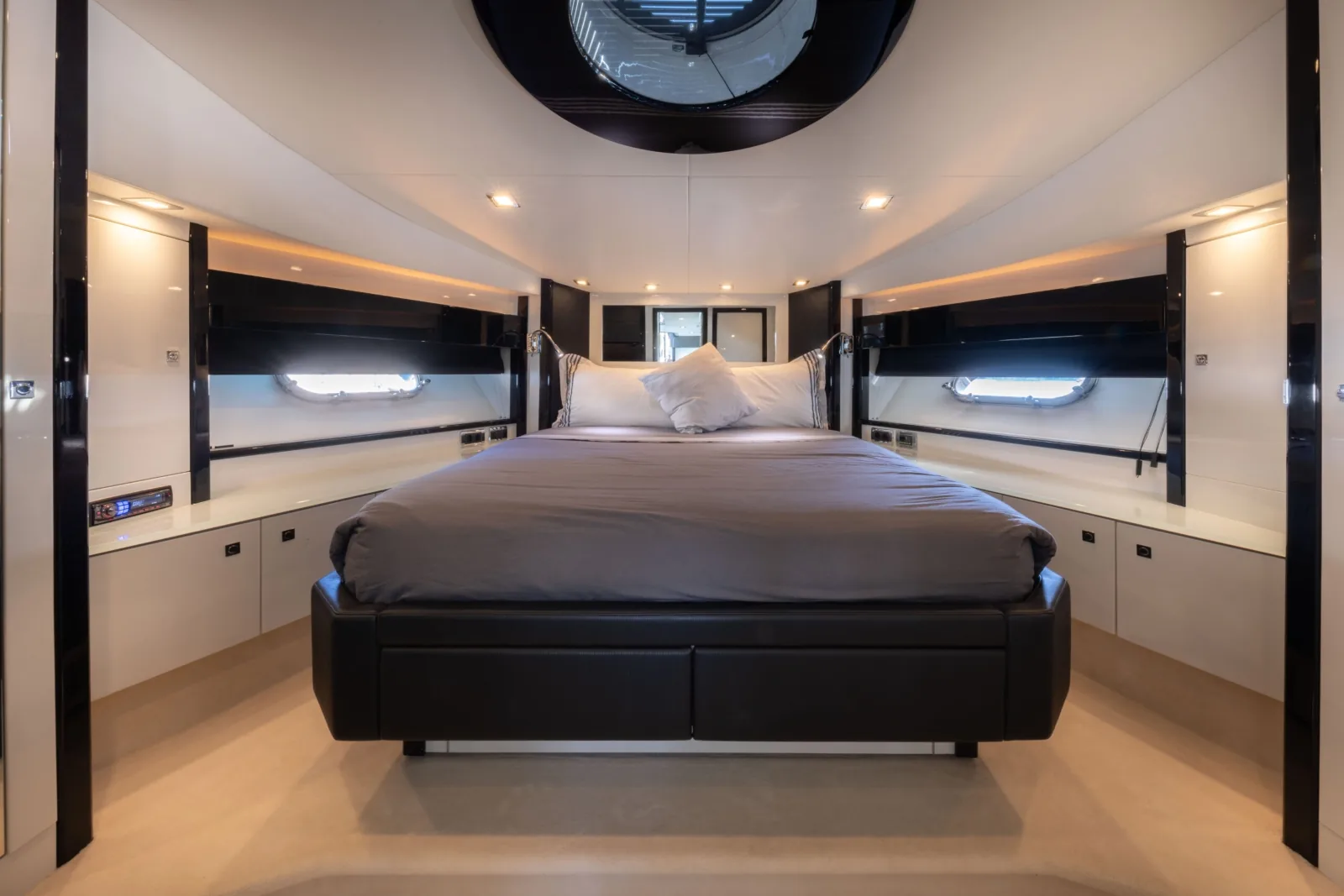 STAR OF SEVEN SEAS - photo 15 location yacht Monaco