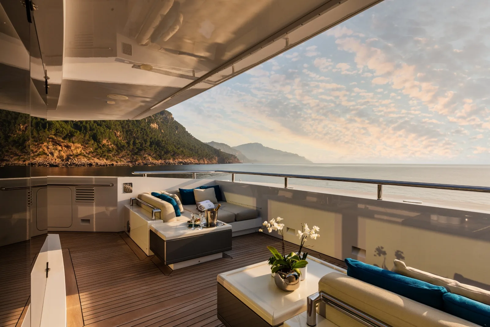 STELLA MARIS - photo 17 location yacht Monaco