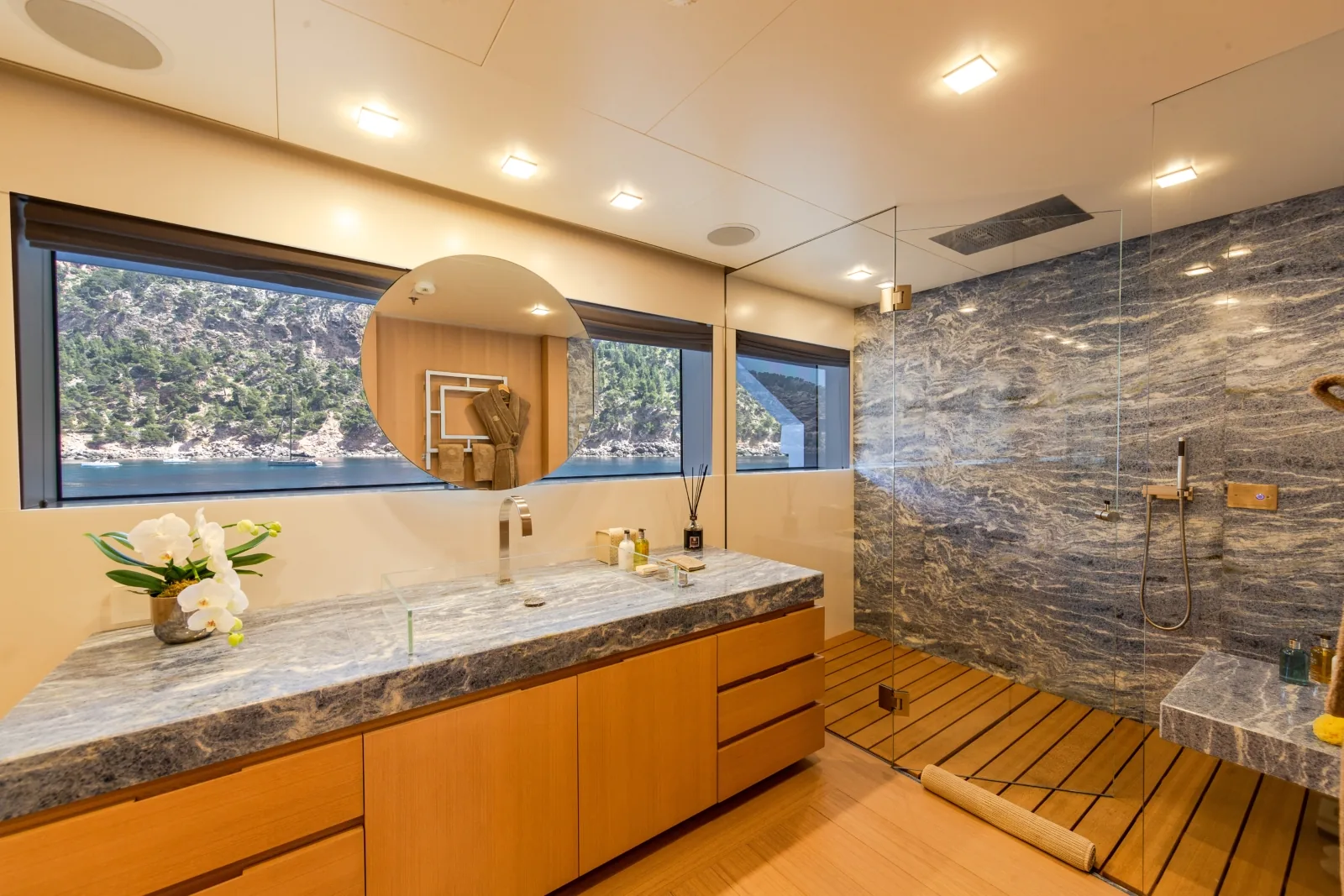 STELLA MARIS - photo 19 location yacht Monaco