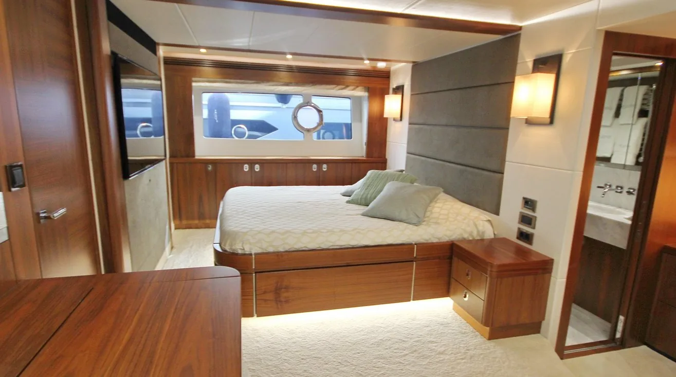 SUNSEEKER 75 - photo 11 location yacht Monaco
