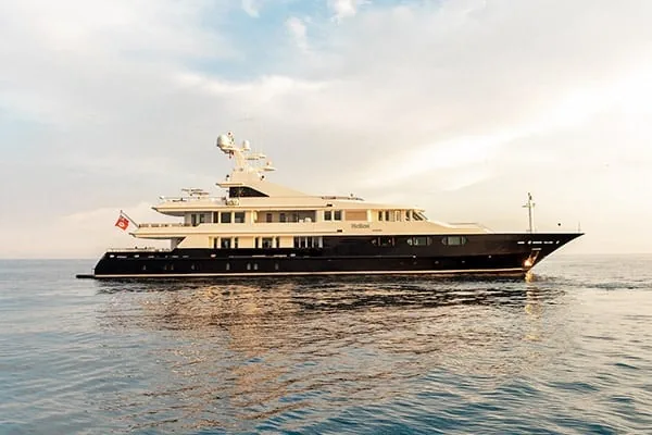 TREEHOUSE - location yacht Monaco