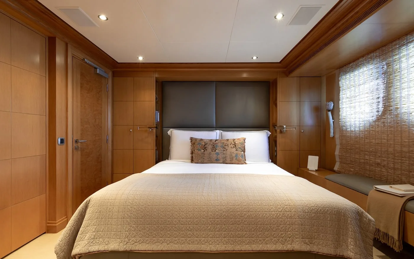 TREEHOUSE - photo 32 location yacht Monaco