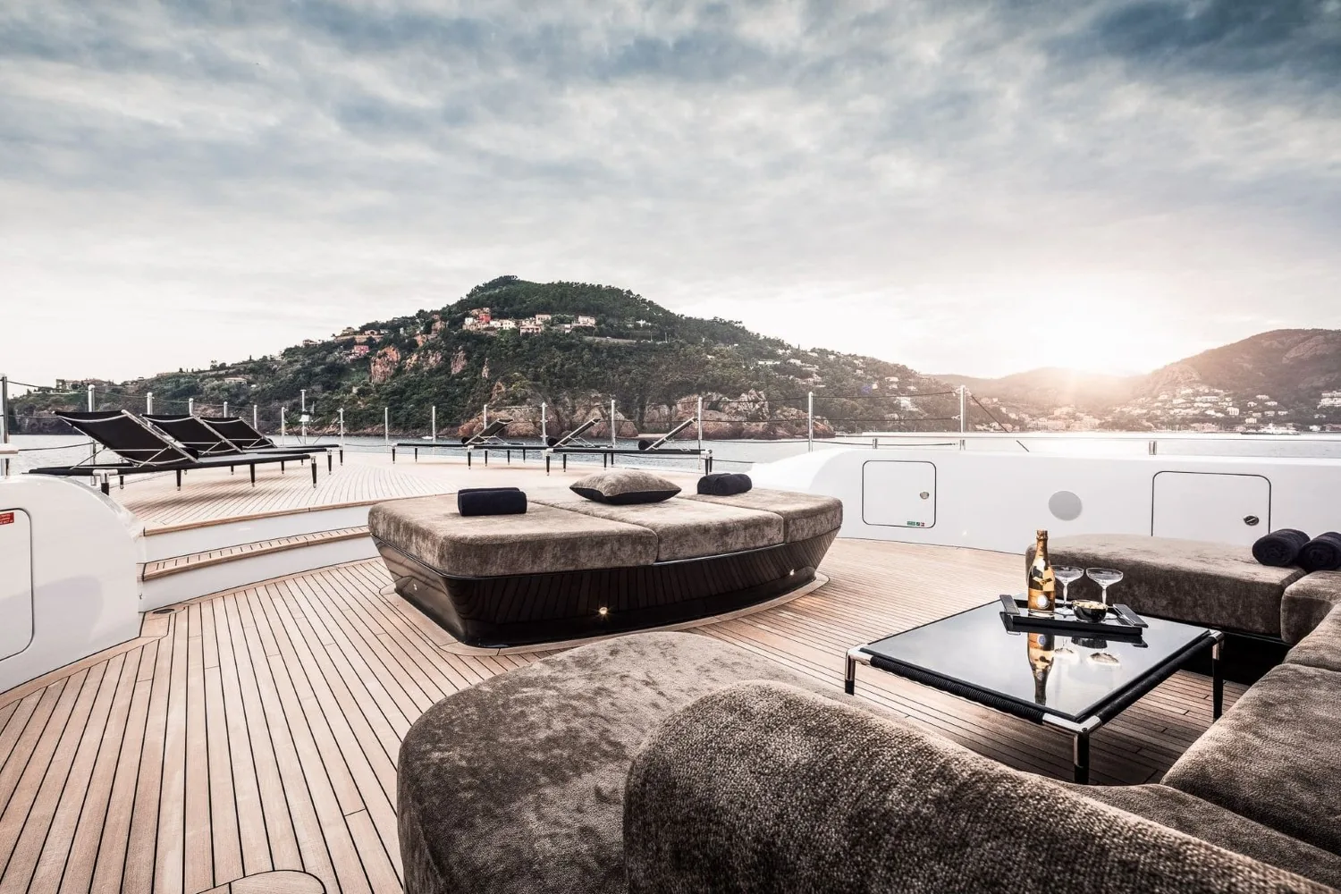 TRIUMPH - photo 13 location yacht Monaco