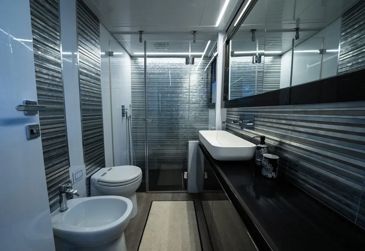 VELES - photo 17 location yacht Monaco