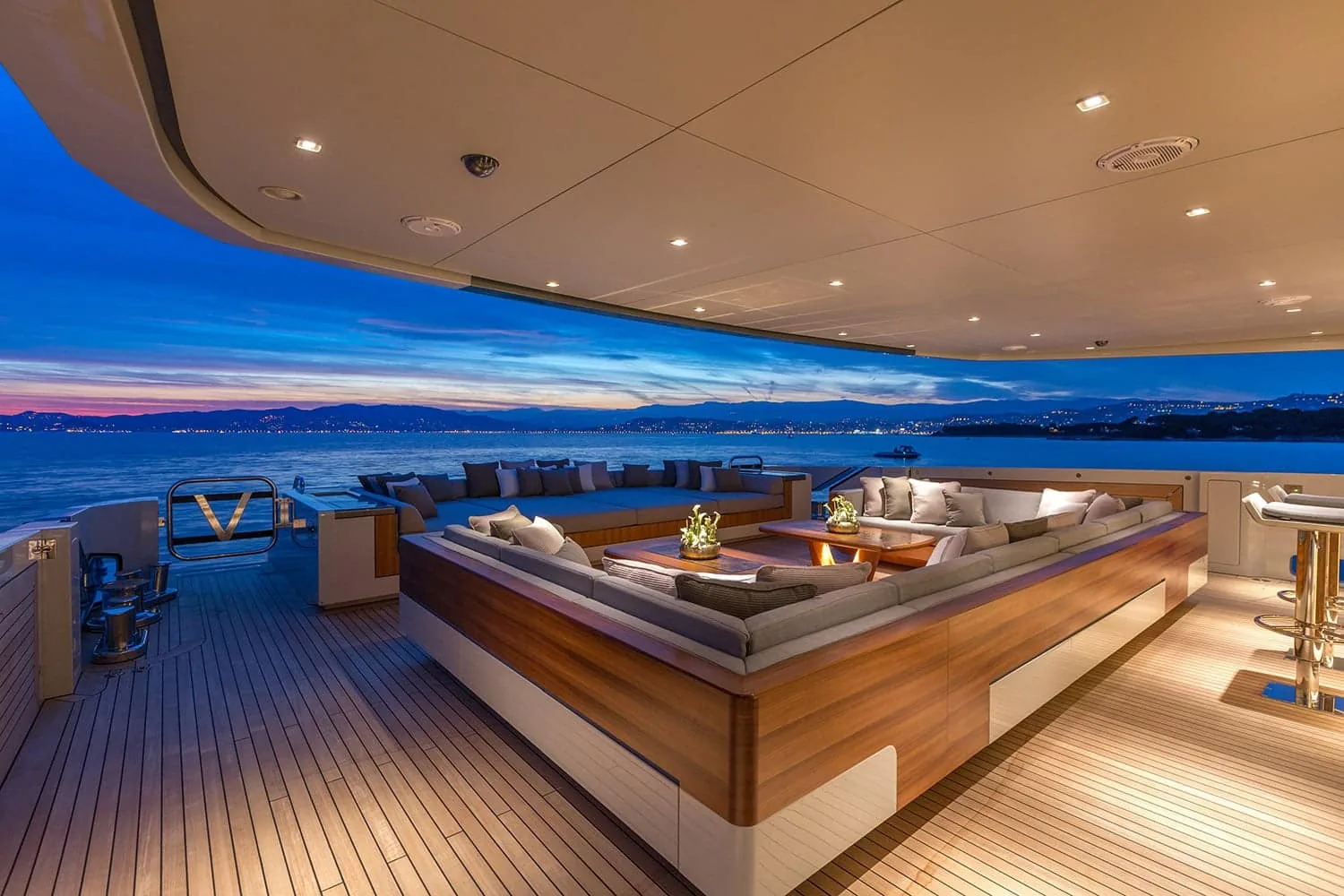 VERTIGE - photo 27 location yacht Monaco