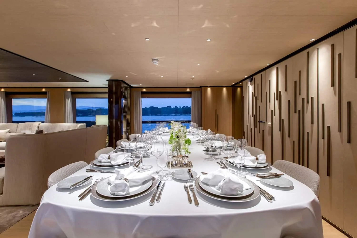 VERTIGE - photo 30 location yacht Monaco