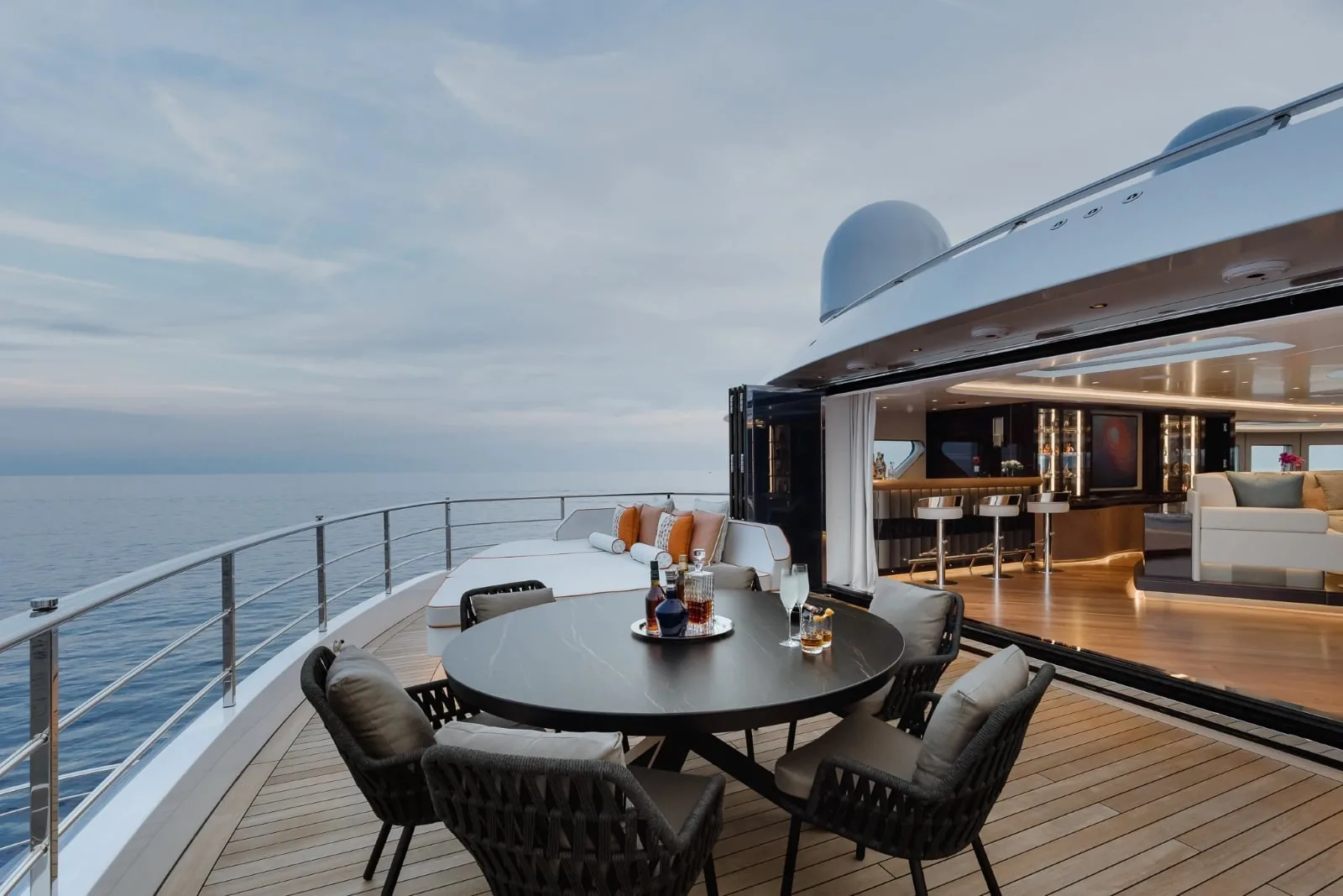 VICTORIOUS - photo 7 location yacht Monaco