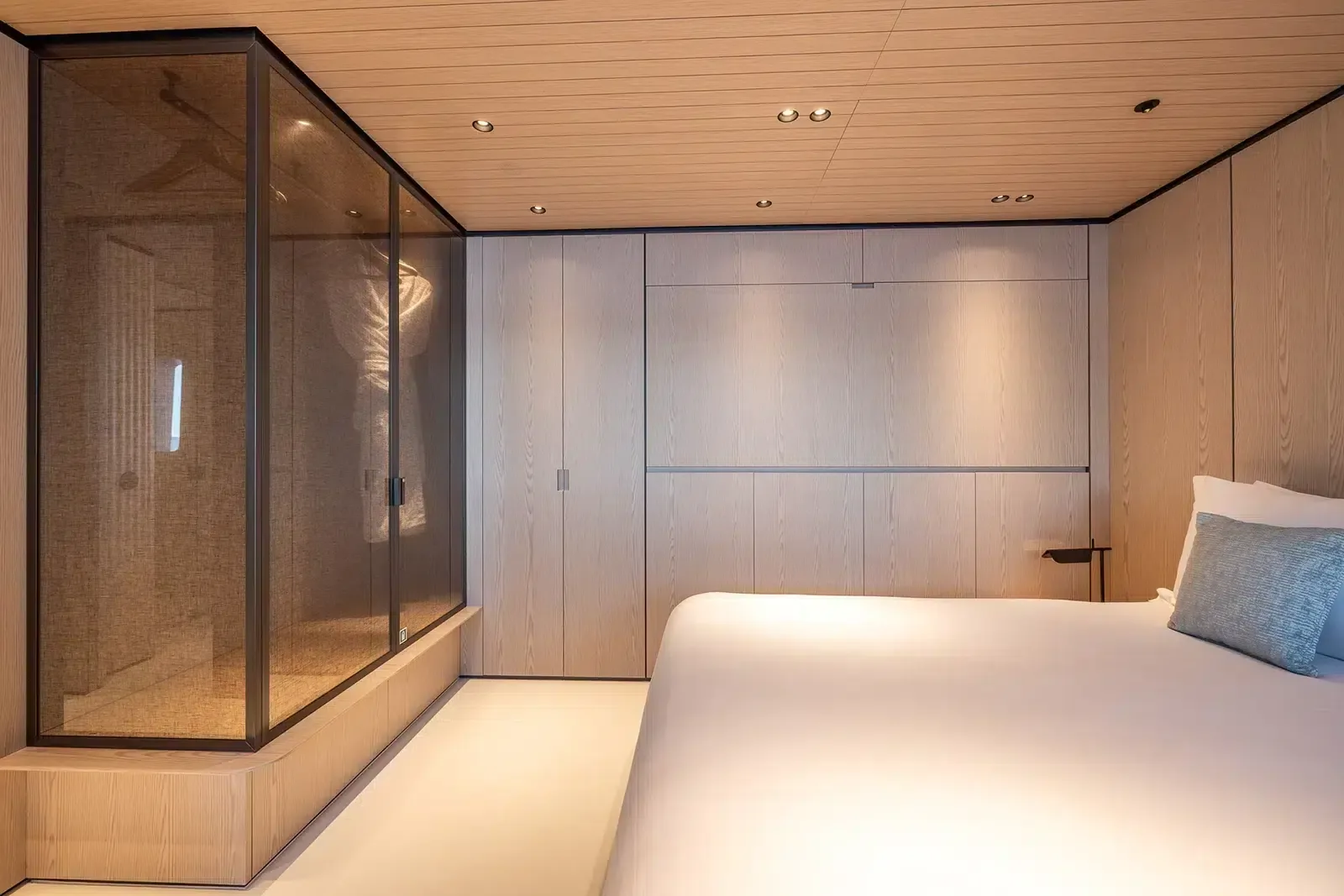 VIRTUOSITY - photo 43 location yacht Monaco